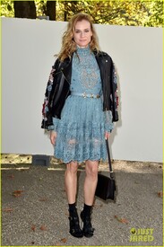 diane-kruger-elie-saab-pfw-show-01.jpg