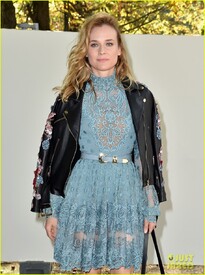 diane-kruger-elie-saab-pfw-show-15.jpg