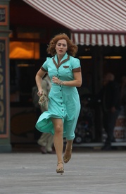 KateWinslet_Brooklyn092816_24.jpg