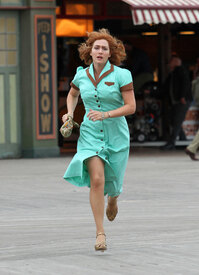 KateWinslet_Brooklyn092816_28.jpg