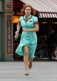 KateWinslet_Brooklyn092816_31.jpg