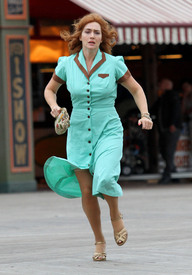 KateWinslet_Brooklyn092816_32.jpg