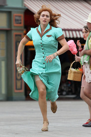 KateWinslet_Brooklyn092816_34.jpg