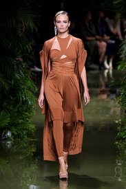 balmain-rs17-0930.jpg