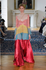 valentino-rs17-5080.jpg