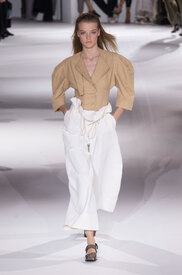 mccartney-rs17-0022.jpg