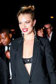 Hailey-Clauson--LOreal-Gold-Obsession-Party-2016--05.jpg