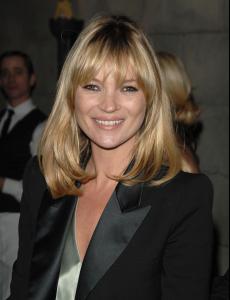 28165_celeb_city.eu_Kate_Moss_7th_On_Sale_black_tie_gala_dinner_04_123_202lo.jpg