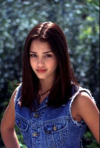 jessicaalba015xi9.jpg