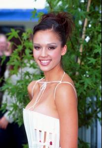 47390_Jessica_Alba1012_123_1122lo.jpg