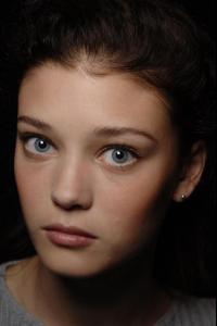 photomiddef1751769ay1.jpg