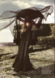 Rosie_Huntington_Whiteley_by_Michaelangelo_De_Battista.jpg