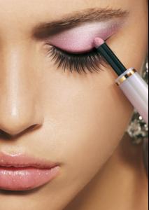collistar_eyeshadow_luminous_powder_model.jpg