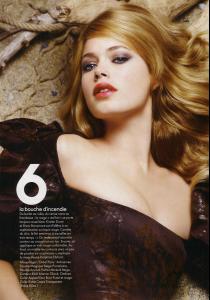 French_Elle_November_2007_08.jpg