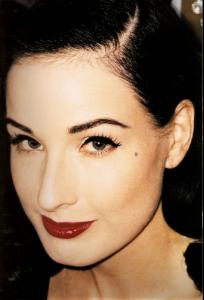 ditavonteesexl4.jpg