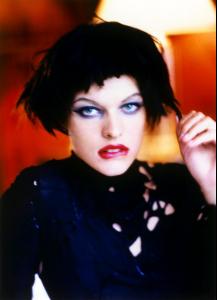 Milla_by_Ellen_von_Unwerth_for_The_Face___199797.jpg