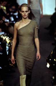 amber_helmut_lang_fw965.jpg