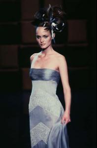 Amber_Valentino_HC_fw9691.jpg