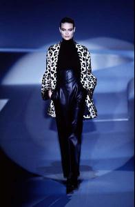 shalom_Valentino_fw964.jpg