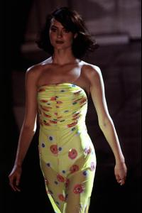Shalom_versace_RTW_SS96.jpg