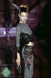 shalom_versace_HC_ss962.jpg