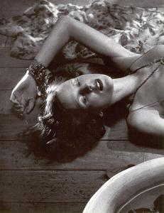 Stella_FlairIT_Apr03_romantico_bymichaelthomson4.jpg