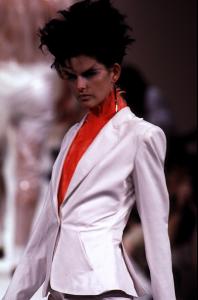 Stella_Alexander_McQueen_RTW_ss969.jpg