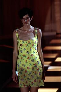 Stella_versace_RTW_SS96.jpg