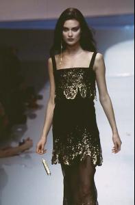 shalom_Valentino_fw979.jpg