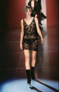 stella_lawrence_steele_fw974.jpg