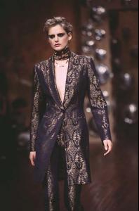 stella_rifat_ozbek_fw973.jpg