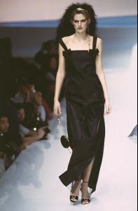 stella_Valentino_fw9795.jpg