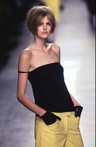 stella_versus_fw972.jpg
