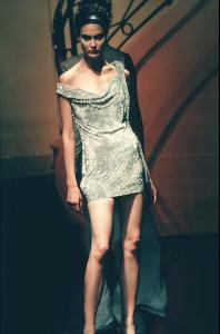 shalom_versace_HC_fw97.jpg