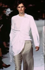 stella_ann_demeulemeester_ss973.jpg
