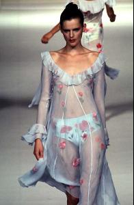 stella_blumarine_ss977.jpg