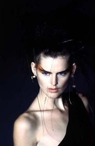 stella_lagerfeld_gallery_ss975.jpg