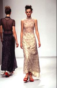 stella_prada_ss976.jpg