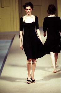stella_rifat_ozbek_ss972.jpg