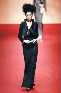 Stella_Vivienne_westwood_ss976.jpg