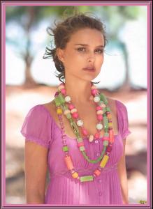 Natalie_Portman_Elle_Magazine__December_2004_3.jpg