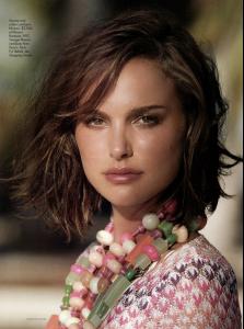 Natalie_Portman_Elle_Magazine__December_2004_9.jpg