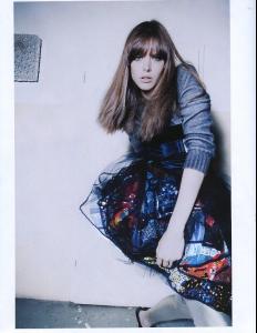 valeria_10_23_6_l.jpg