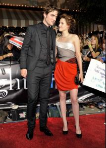 Premiere_Summit_Entertainment_Twilight_Arrivals_NPg7davvIlyl.jpg