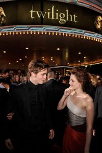 Premiere_Summit_Entertainment_Twilight_Arrivals_4meHK3i5U7zl.jpg