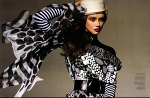 02188_achAT_Black6White_2008_01_vor_2_122_559lo.jpg