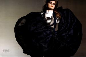 02194_achAT_Black9White_2008_01_vor_3_122_789lo.jpg