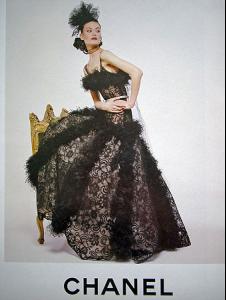 shalom_chanel_fw_95_radolgc996.jpg