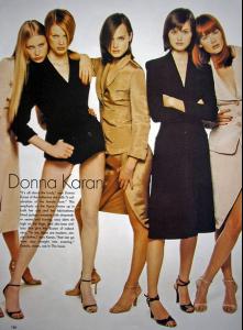 amber_VOGUE_USA_January_1995_THE_COLLECTIONS_THAT_COUNT_byStevenMeisel_radolgc.jpg