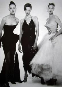 shalom__VOGUE_USA_January_1995_THE_COLLECTIONS_THAT_COUNT_byStevenMeisel_radolgc2.jpg
